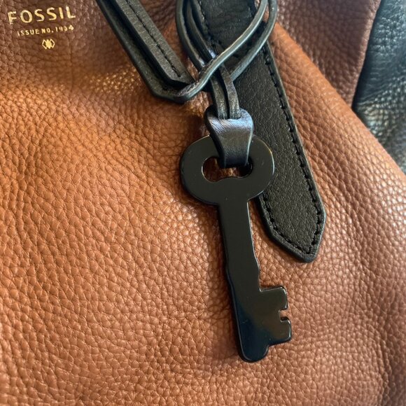 FOSSIL BROWN & BLACK SYDNEY SATCHEL - Picture 3 of 10